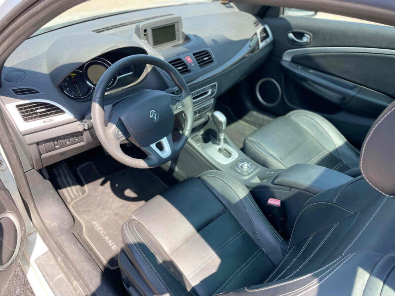 RENAULT Mégane III Coupé Cabriolet 1.5 dCi 110 cv Boîte auto