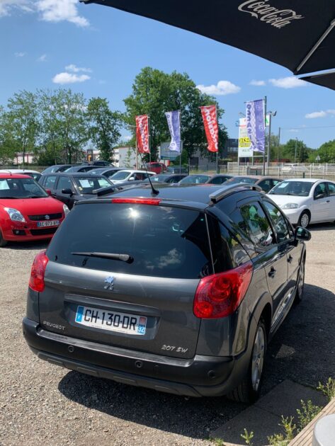 PEUGEOT 207 SW 2012