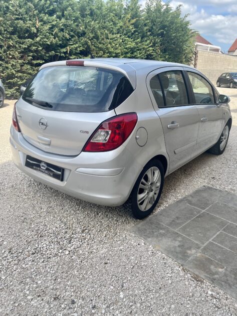 OPEL CORSA D 2008