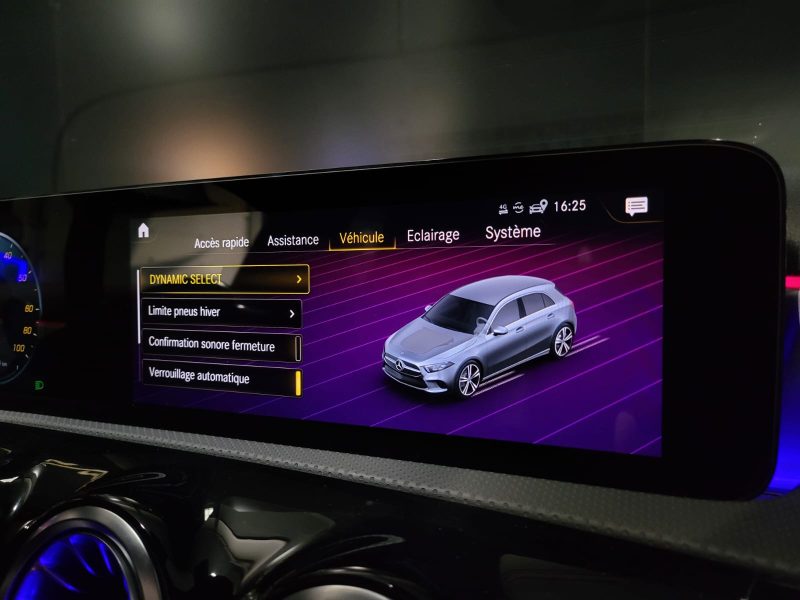 MERCEDES CLASSE A 250e PACK AMG TOIT OUVRANT / PACK LED AMBIANCE / CAMERA