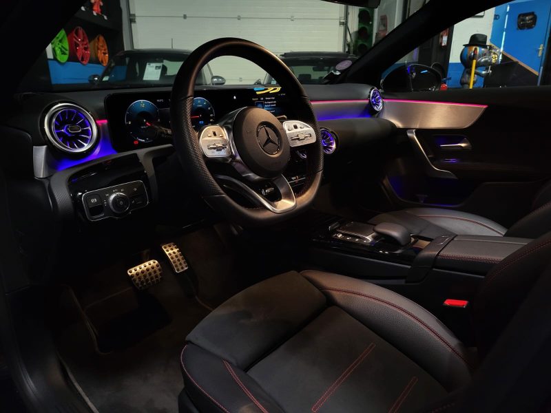 MERCEDES CLASSE A 250e PACK AMG TOIT OUVRANT / PACK LED AMBIANCE / CAMERA