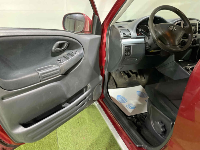 SUZUKI GRAND VITARA I 2004 2.0 110cv