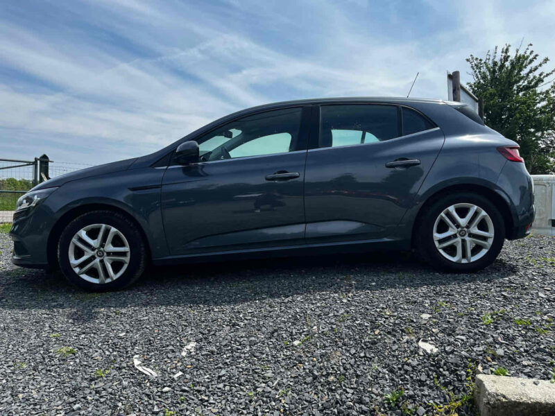 RENAULT MEGANE IV 2016