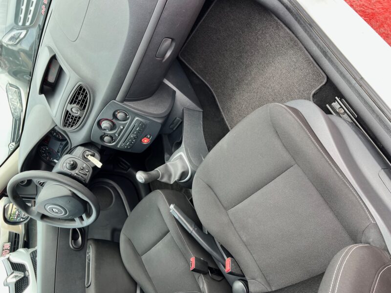 RENAULT CLIO III 2013