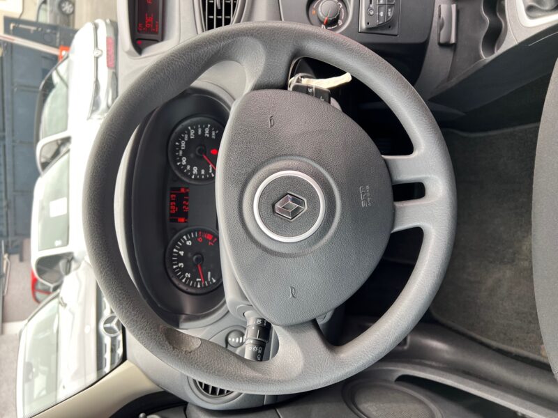 RENAULT CLIO III 2013