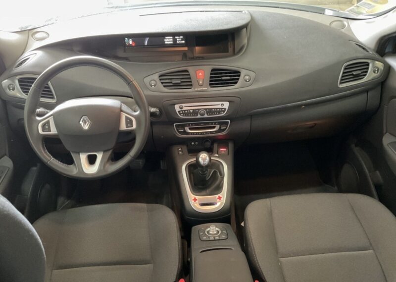RENAULT SCENIC 3 III 1.6 DCI 130 Cv 1ERE MAIN / 63 700 Kms TOIT OUVRANT GPS BLUETOOTH - Garantie1an