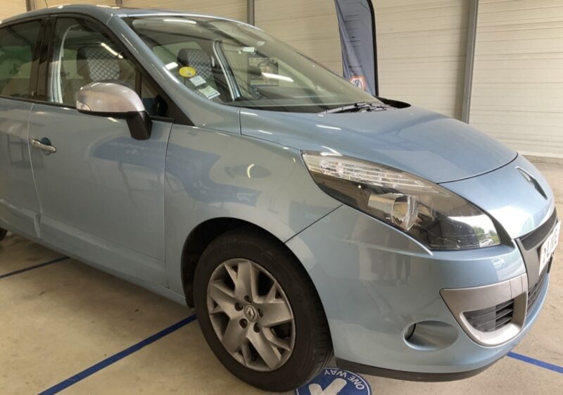 RENAULT SCENIC 3 III 1.6 DCI 130 Cv 1ERE MAIN / 63 700 Kms TOIT OUVRANT GPS BLUETOOTH - Garantie1an