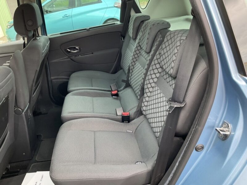 RENAULT SCENIC 3 III 1.6 DCI 130 Cv 1ERE MAIN / 63 700 Kms TOIT OUVRANT GPS BLUETOOTH - Garantie1an