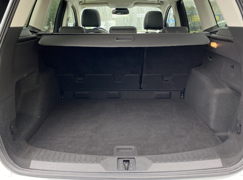 FORD KUGA 2.0 TDCI 136 Cv 4x4 TITANIUM / 1ERE MAIN 63 800 Kms - Garantie1an