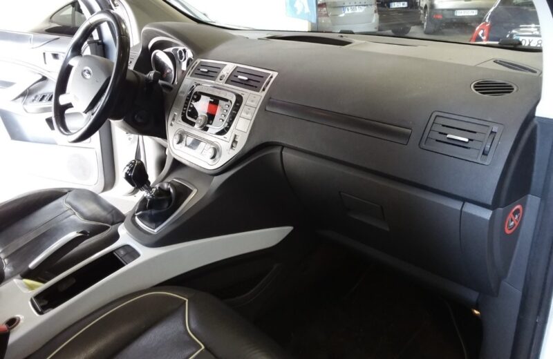 FORD KUGA 2.0 TDCI 136 Cv 4x4 TITANIUM / 1ERE MAIN 63 800 Kms - Garantie1an