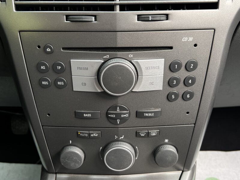 OPEL ASTRA H III 1.8 125 Cv 5 PORTES / CLIM AUTO REGULATEUR BLUETOOTH - Garantie1an