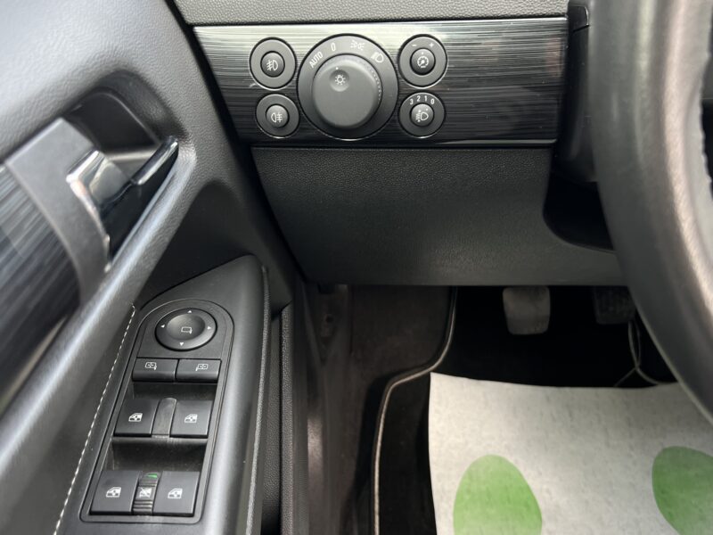 OPEL ASTRA H III 1.8 125 Cv 5 PORTES / CLIM AUTO REGULATEUR BLUETOOTH - Garantie1an