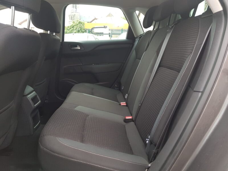 CITROEN C4 II 1.2 PureTech 110CV MILLENIUM