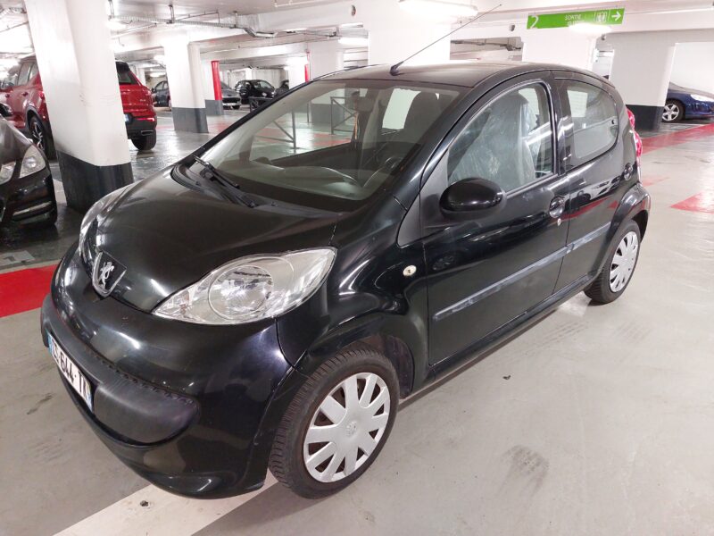 PEUGEOT 107 1.0 68 MOTEUR  120000 km Changé