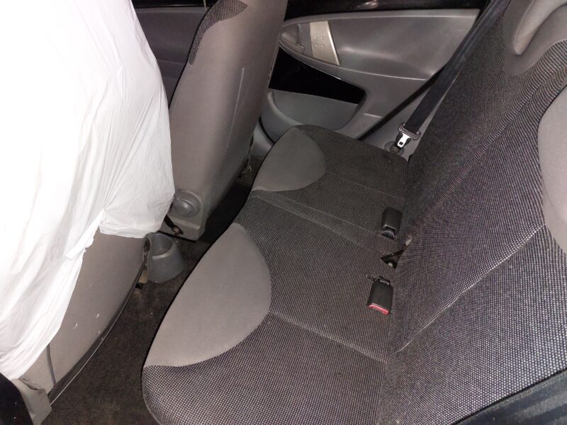 PEUGEOT 107 1.0 68 MOTEUR  120000 km Changé