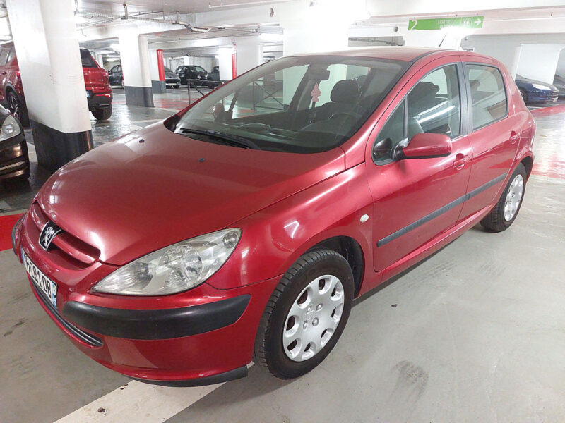 PEUGEOT 307 2.0 90 KIT DISTRI POMPE NEUVE RIEN A PREVOIR