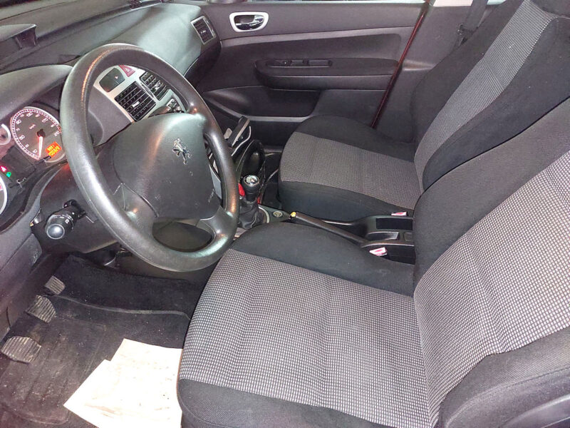 PEUGEOT 307 2.0 90 KIT DISTRI POMPE NEUVE RIEN A PREVOIR