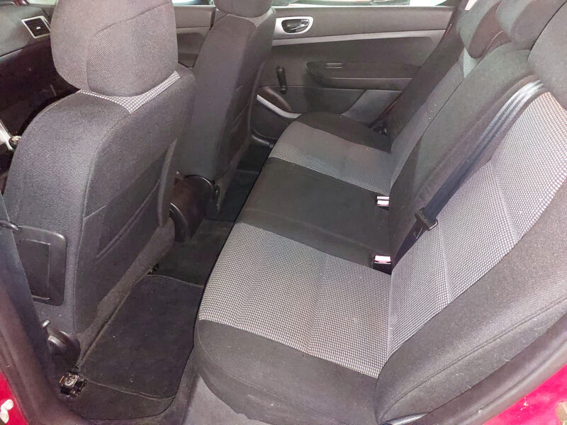 PEUGEOT 307 2.0 90 KIT DISTRI POMPE NEUVE RIEN A PREVOIR