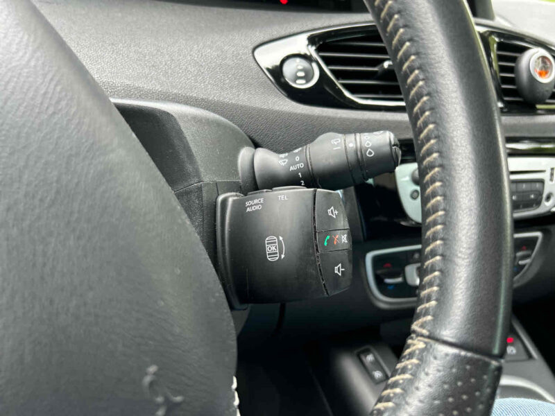 RENAULT GRAND SCÉNIC III 2013