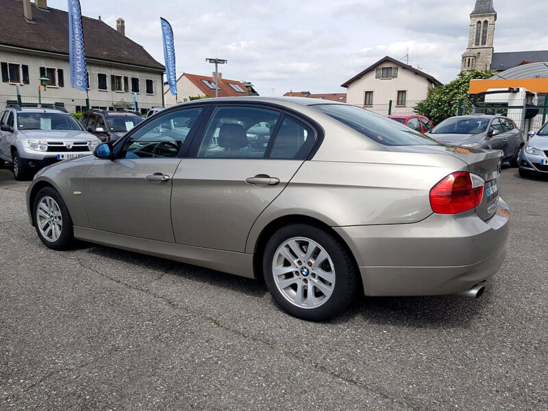 BMW SERIE 3 318i 2.0 143CV CONFORT BVA