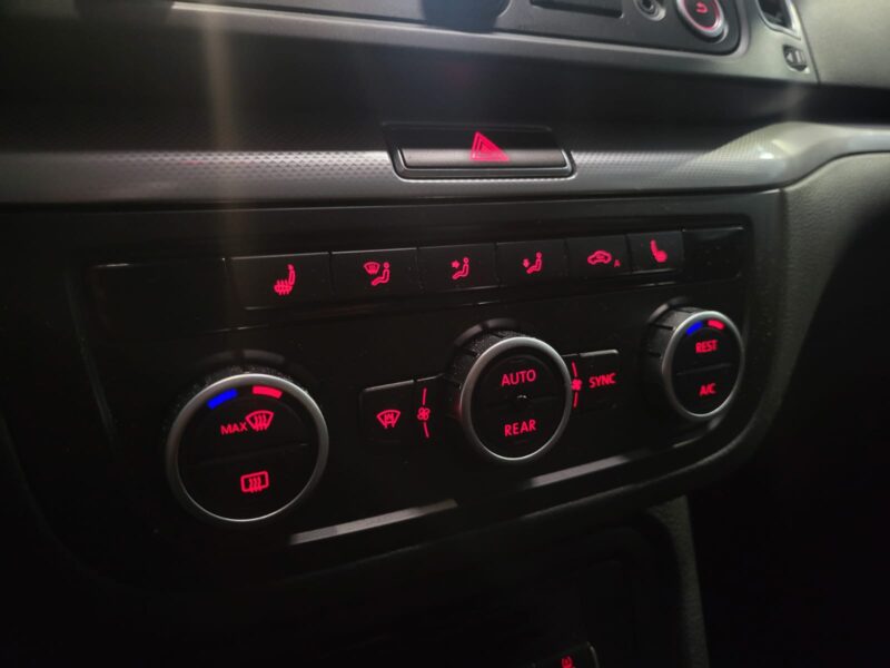 VOLKSWAGEN SHARAN 2.0 TDI 140 7 PLACES 2014