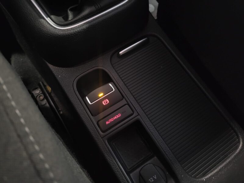 VOLKSWAGEN SHARAN 2.0 TDI 140 7 PLACES 2014