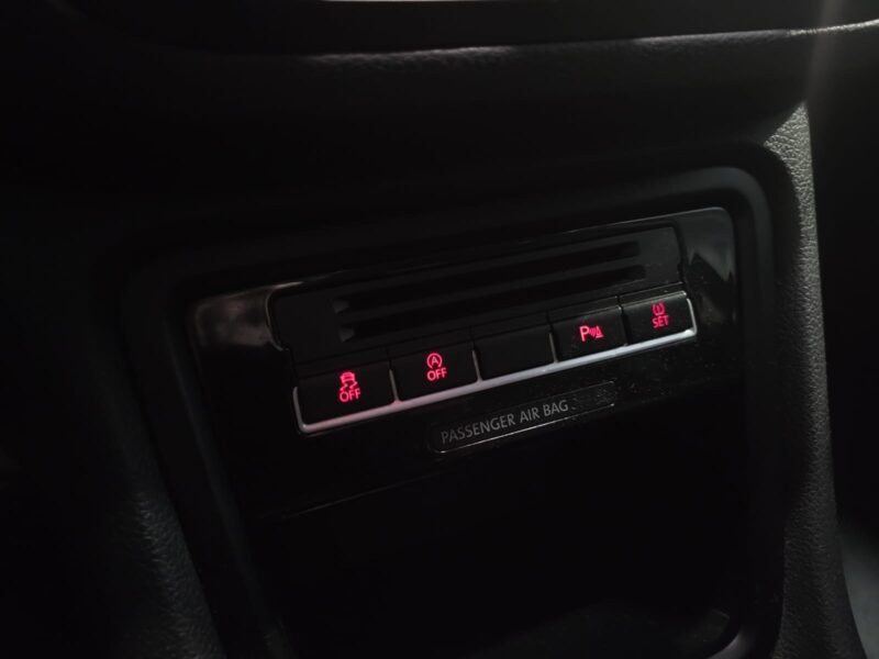 VOLKSWAGEN SHARAN 2.0 TDI 140 7 PLACES 2014