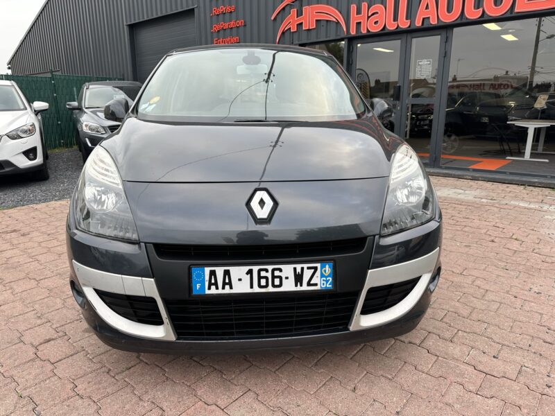 RENAULT SCÉNIC III 2009