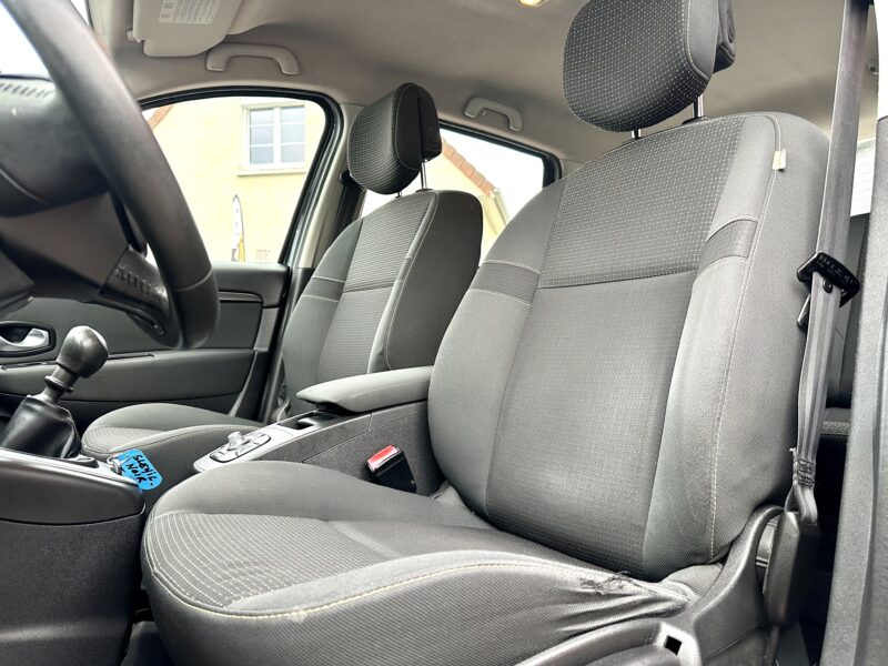 RENAULT SCÉNIC III 2009