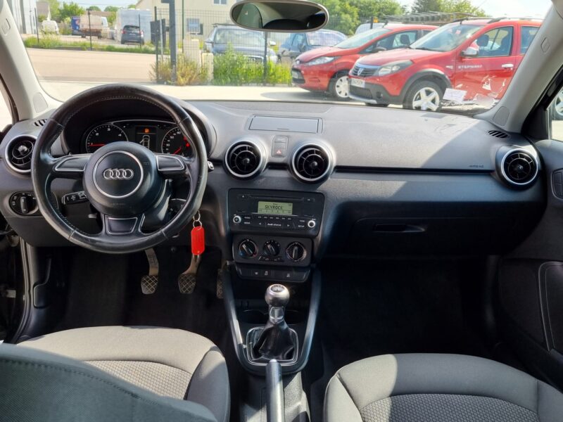 AUDI A1 1.6 TDI 105 ambition