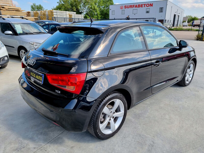 AUDI A1 1.6 TDI 105 ambition