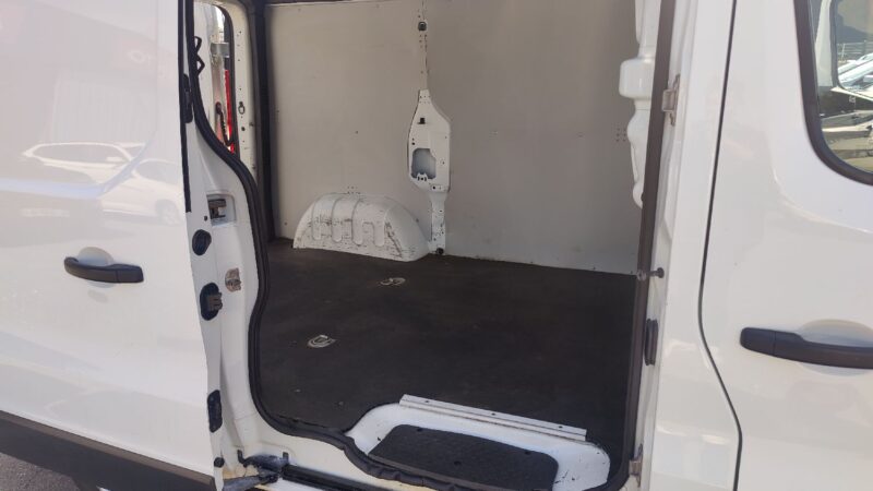 RENAULT TRAFIC 1.6 dCi 90 CONFORT