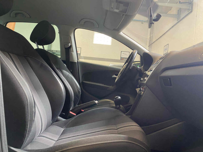 VOLKSWAGEN POLO V 2012