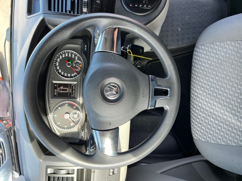 VOLKSWAGEN TRANSPORTER T6 Camionnette 2012