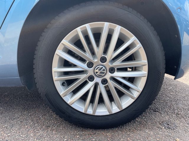 VOLKSWAGEN GOLF 2015