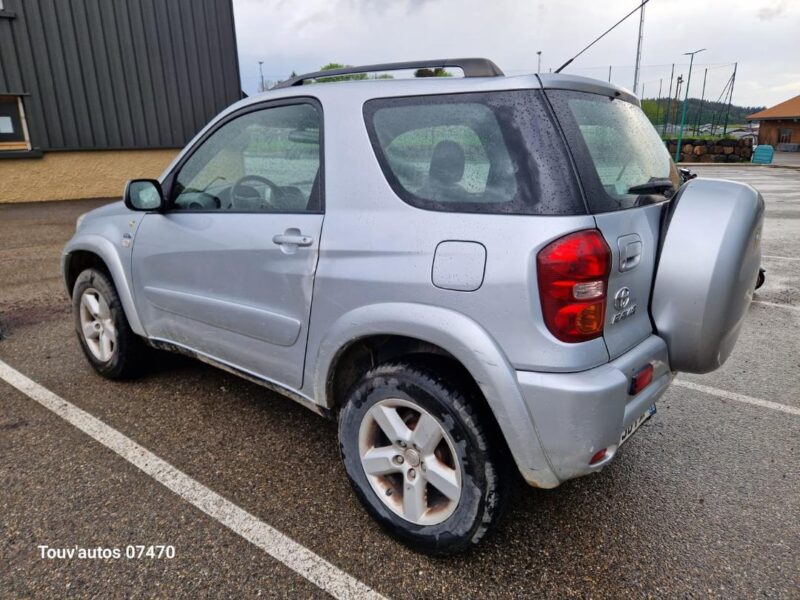 TOYOTA RAV 4 II 2.0 diesel