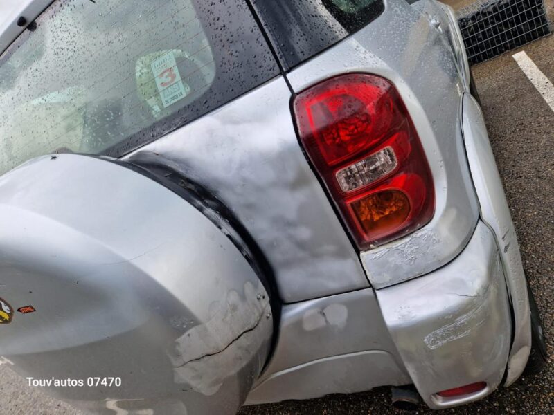 TOYOTA RAV 4 II 2.0 diesel