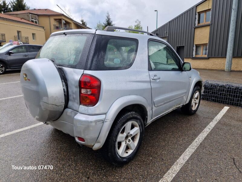 TOYOTA RAV 4 II 2.0 diesel