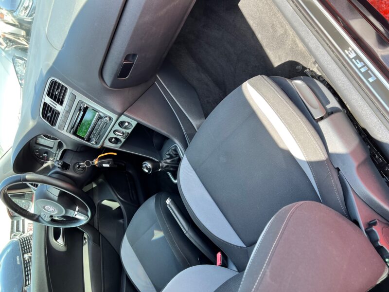 VOLKSWAGEN POLO V 2013