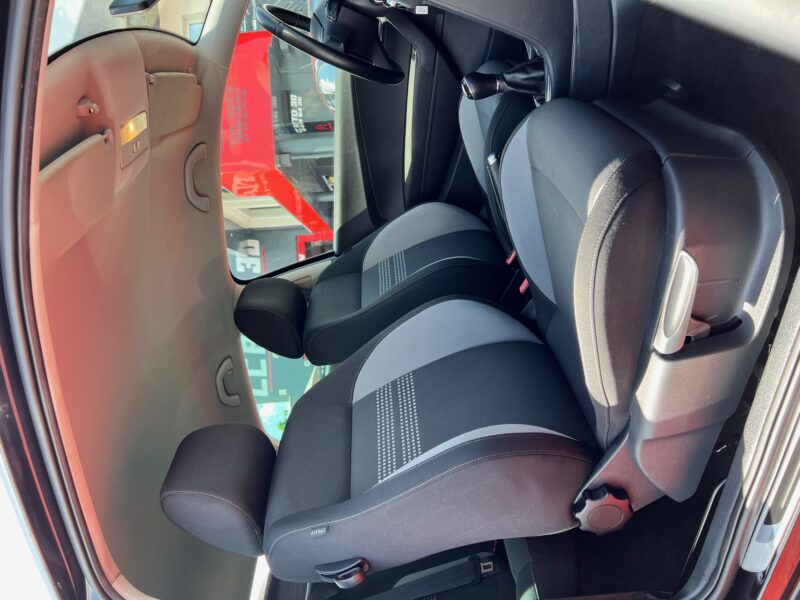 VOLKSWAGEN POLO V 2013