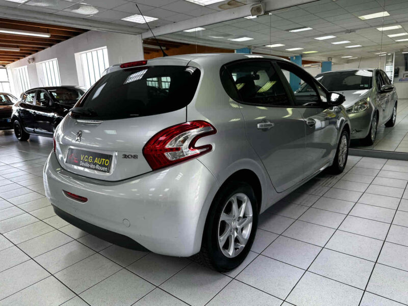 PEUGEOT 208 1.2 Puretech 82 BVM5 Style