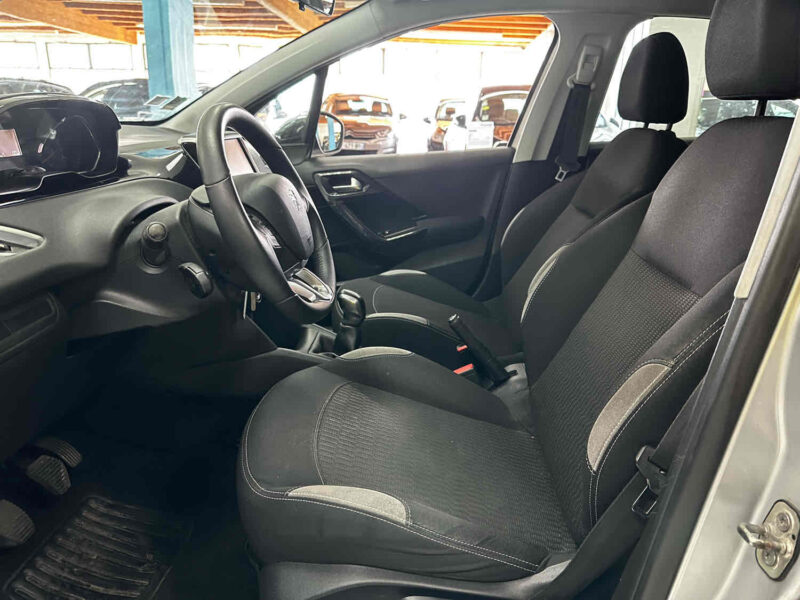 PEUGEOT 208 1.2 Puretech 82 BVM5 Style