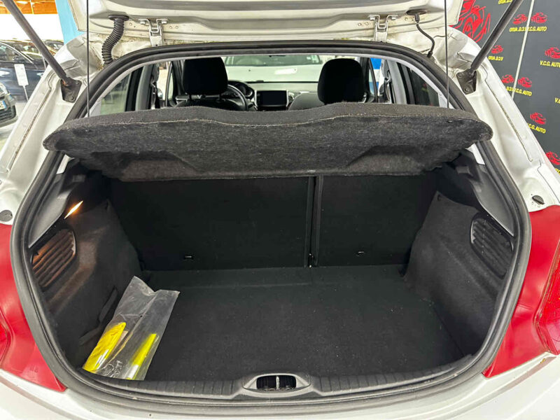 PEUGEOT 208 1.2 Puretech 82 BVM5 Style