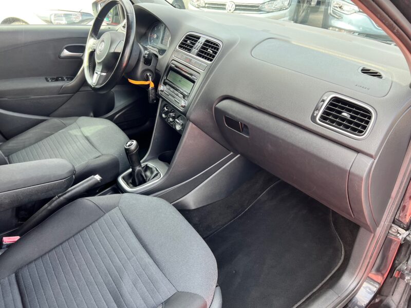 VOLKSWAGEN POLO 2009