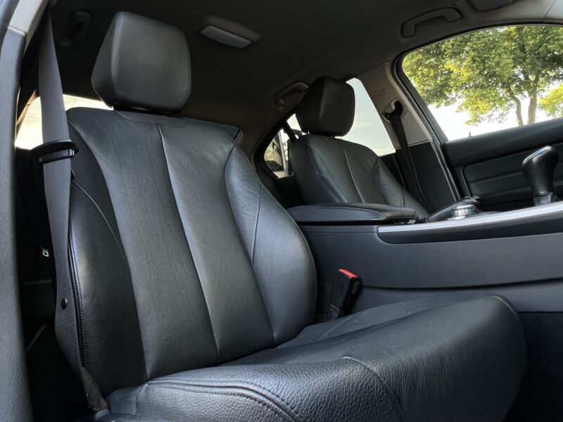 BMW SERIE 3 F30 BERLINE 318D 2.0 143 Cv PACK LUXE CUIR GPS CAMERA / ORIGINE FRANCE - Garantie6mois