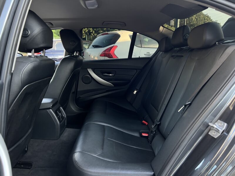 BMW SERIE 3 F30 BERLINE 318D 2.0 143 Cv PACK LUXE CUIR GPS CAMERA / ORIGINE FRANCE - Garantie6mois