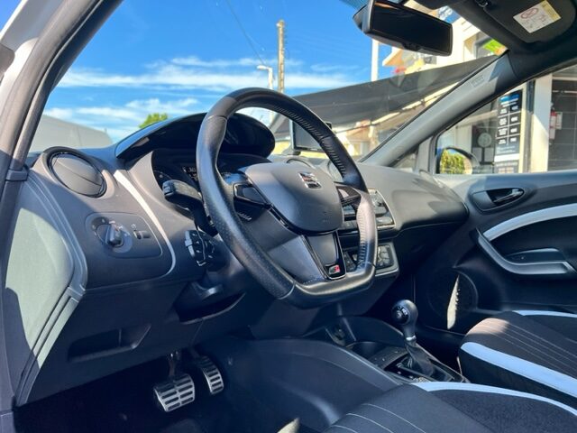 SEAT IBIZA SC 1,4 TSI DSG CUPRA 2015