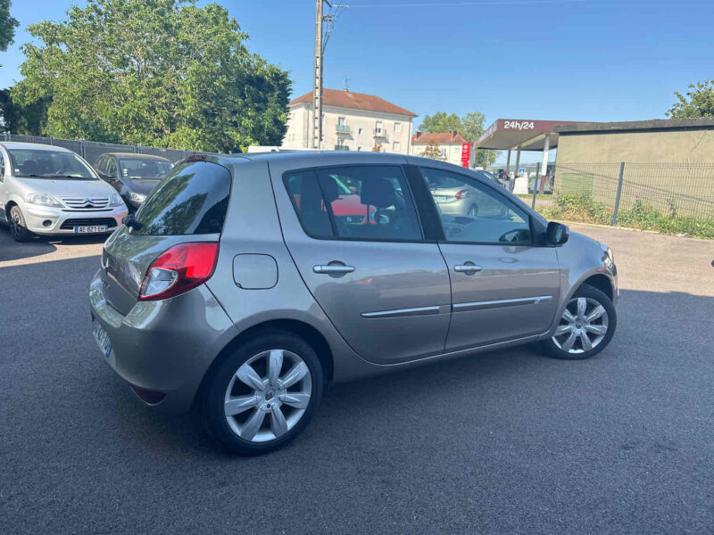 RENAULT CLIO III 2009