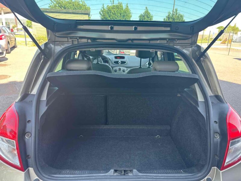 RENAULT CLIO III 2009