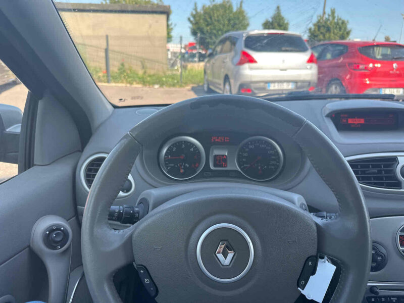 RENAULT CLIO III 2009